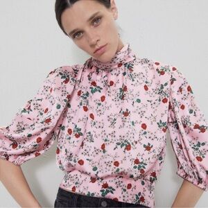 Zara Pink Rose Crop Puff Sleeve Blouse Large